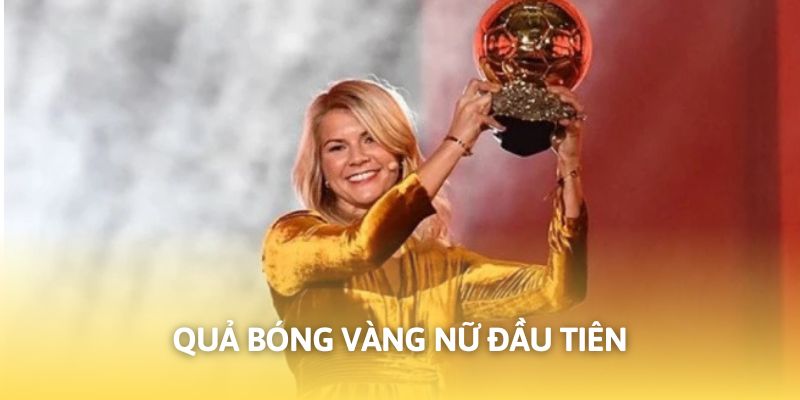 Những hình ảnh đẹp trong bóng đá về quả bóng vàng đầu tiên